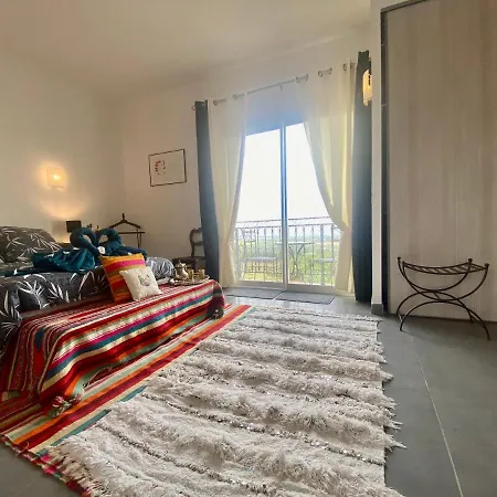 Guest-house De L'amandier - Vue Cite Medievale Homestay